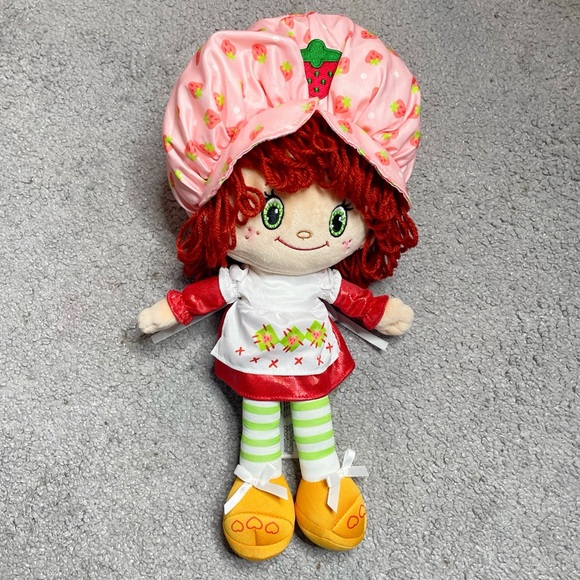 Strawberry Shortcake 14" Looped Yarn Hair Doll 80s Retro Style Doll - Picture 1 of 6